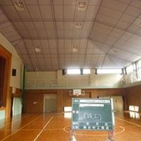 K小学校体育館吊天井改修